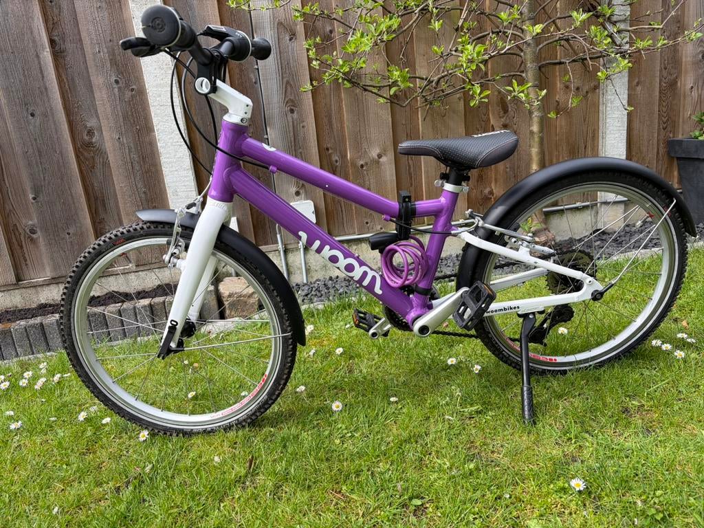 Paarse Woom 4 te koop, Fietsen en Brommers, Fietsen | Kinderfietsjes, Ophalen, Gebruikt, 16 tot 20 inch