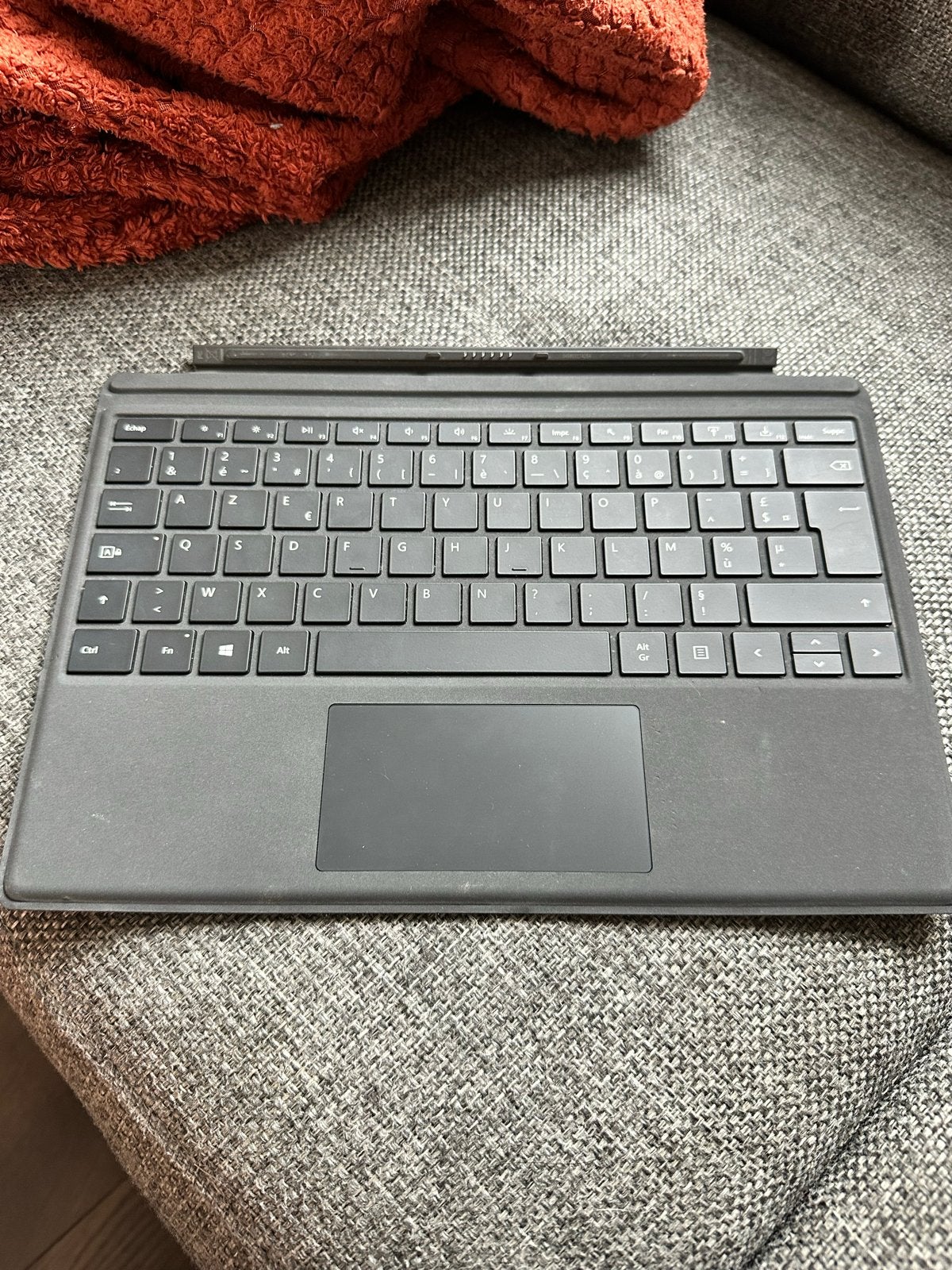 Microsoft Surface Type Cover 1725 AZERTY Toetsenbord, Gebruikt, Azerty, Ophalen of Verzenden, Draadloos