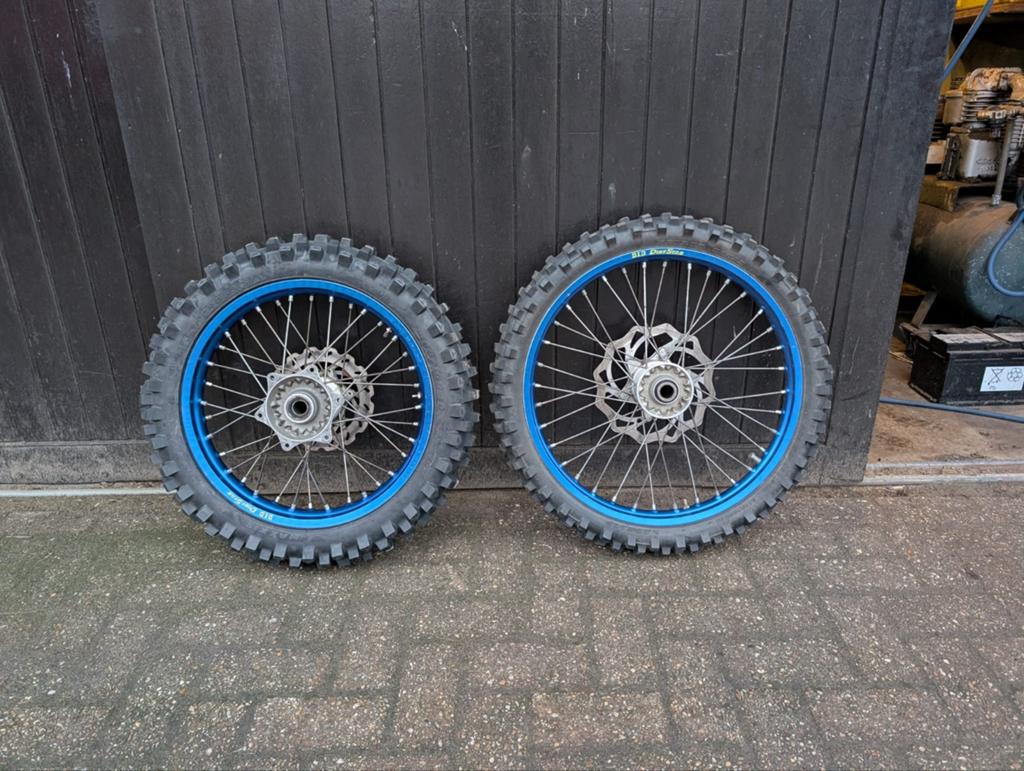 Tekoop diverse sets wielen ktm Husqvarna gasgas, Ophalen of Verzenden, Overige typen