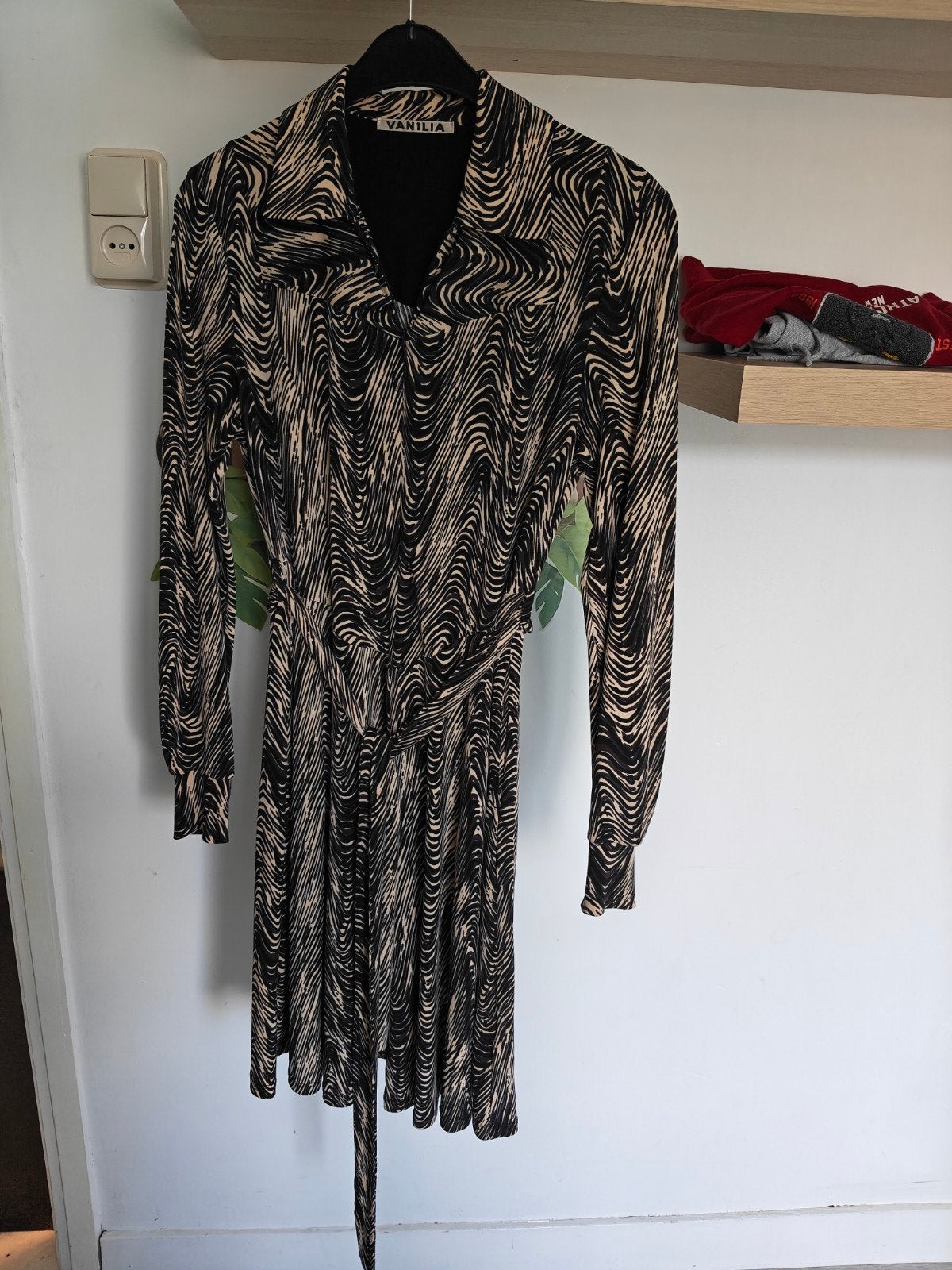 Vanilia Jurk Camo Leo Print Chocolat/Black Maat 36