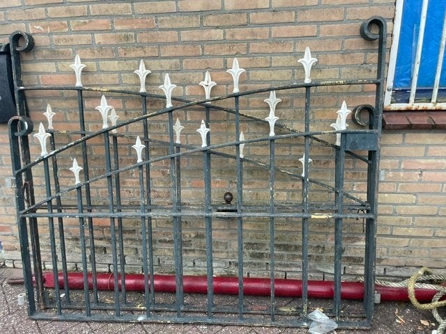 Inrijpoort, Ophalen, Met poort, Gebruikt, Sierhekwerk
