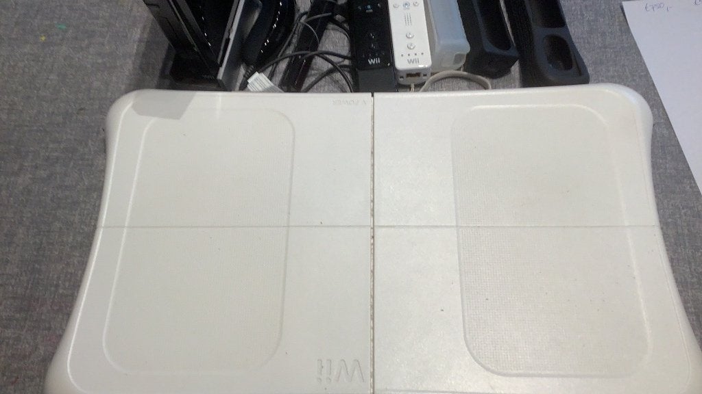 Wii spelcomputer, Ophalen of Verzenden, Zo goed als nieuw, Met 2 controllers