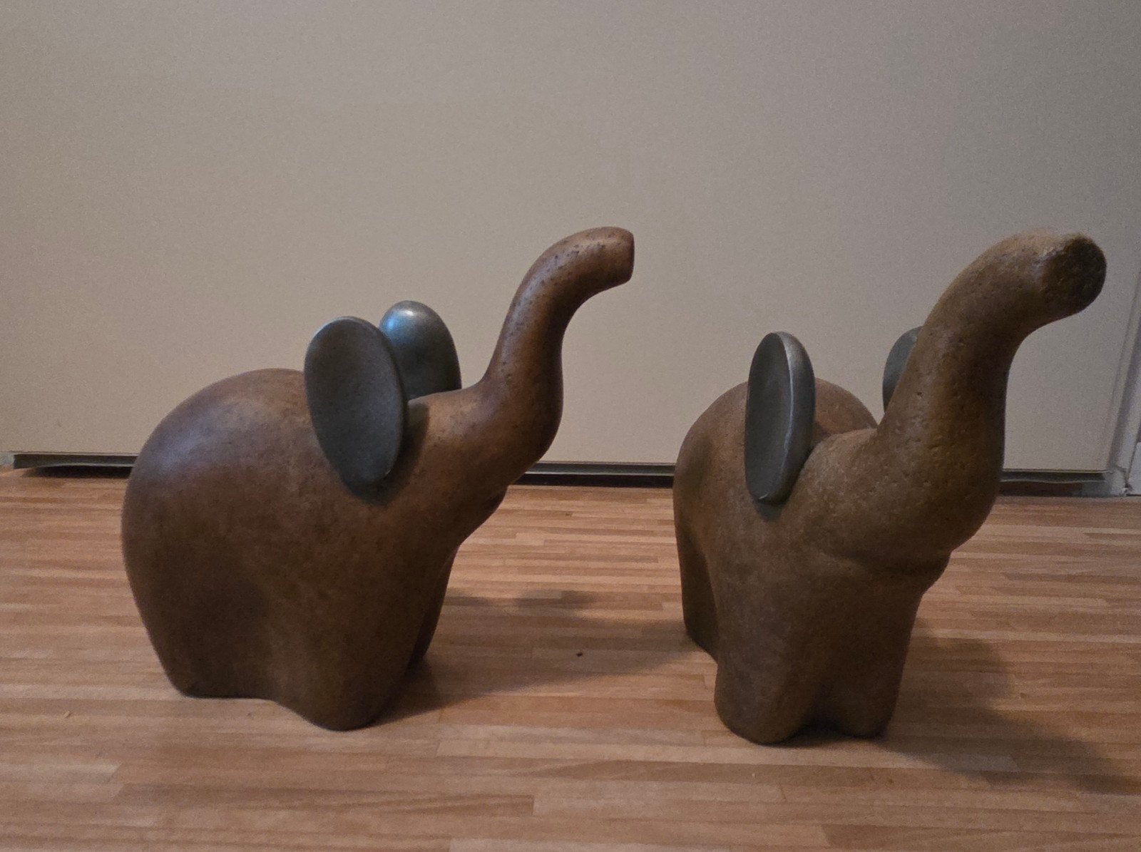 2 olifant beeldjes, Ophalen, Zo goed als nieuw, Dier