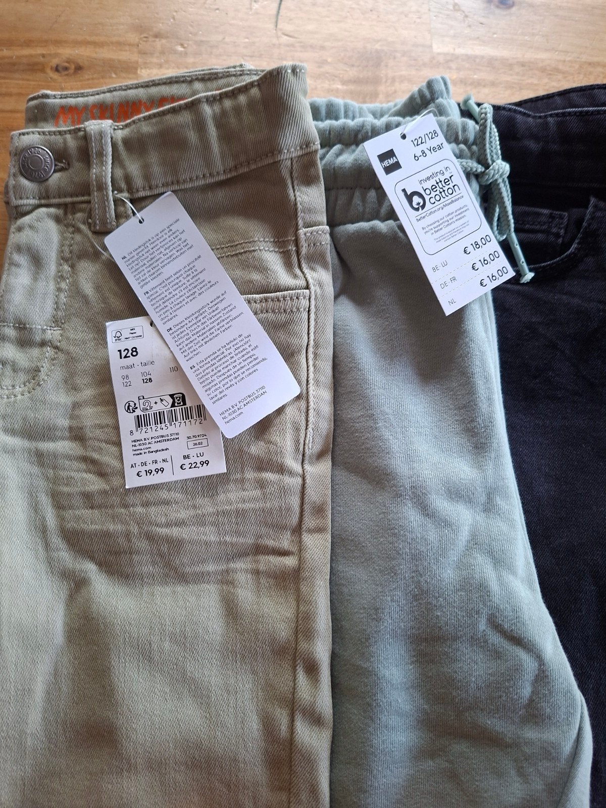 Jongenskleding 122/128 hema. Met 2 nieuwe broeken. 22 stuks., Kleding | Heren, Ophalen of Verzenden, Nieuw, Overige maten, Blauw