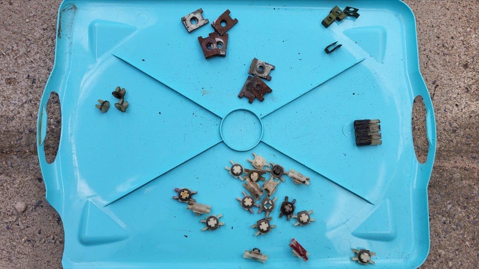 Bevestigingsclips voor Daf 44, 46, 55, 66 en Volvo 66, Ophalen of Verzenden, Gebruikt, Volvo
