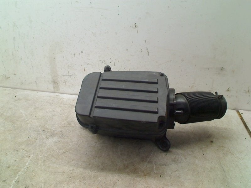 Luchtfilterhuis Volkswagen Golf VI (5K1) 2013 1K0129607AL, Gebruikt, Volkswagen, Volkswagen AG, Kundenbetreuung@volkswagen.de