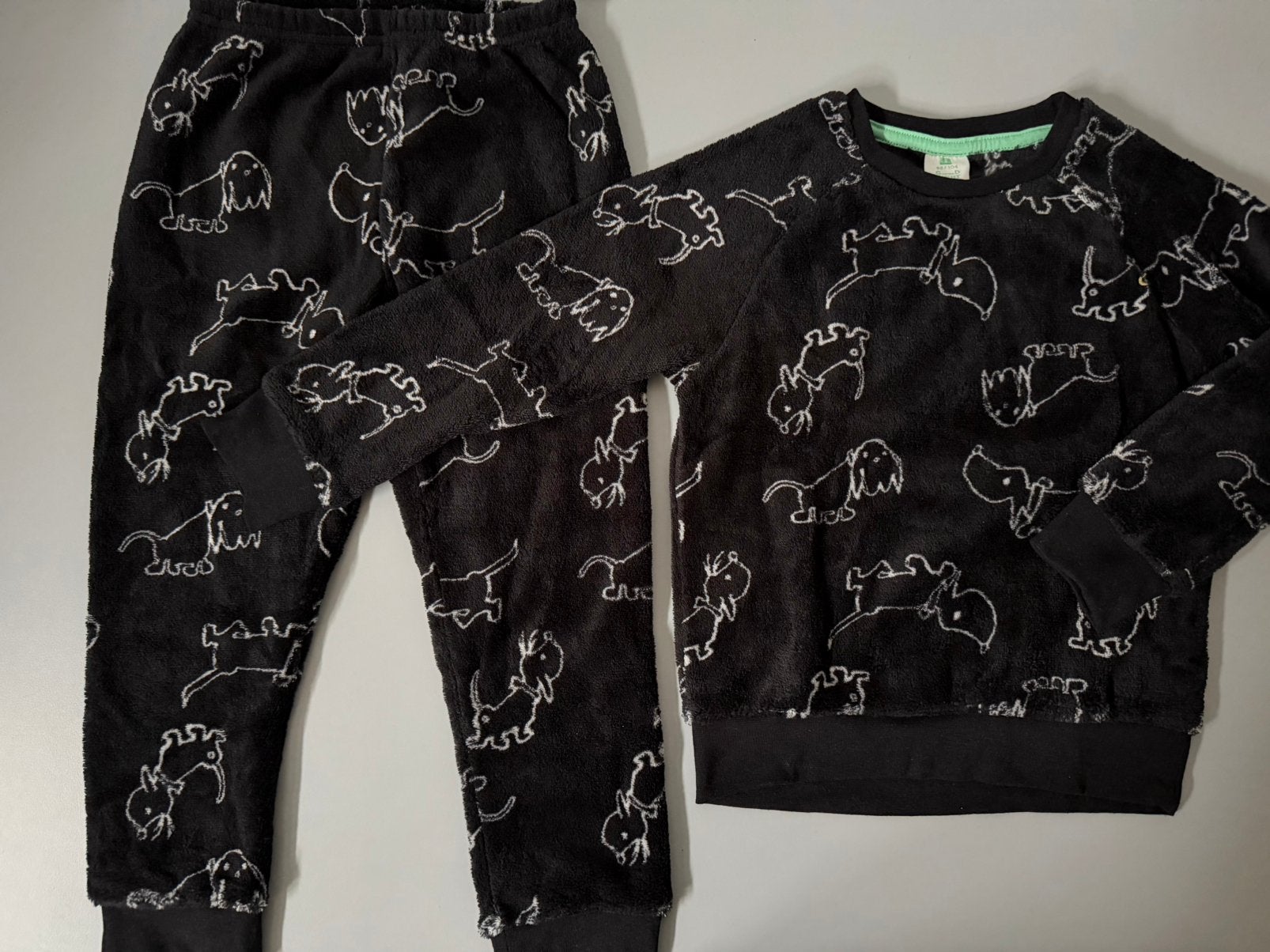 Hema Takkie fleece huispak/pyjama 98/104, Ophalen of Verzenden, Nieuw, Jongen of Meisje, Setje