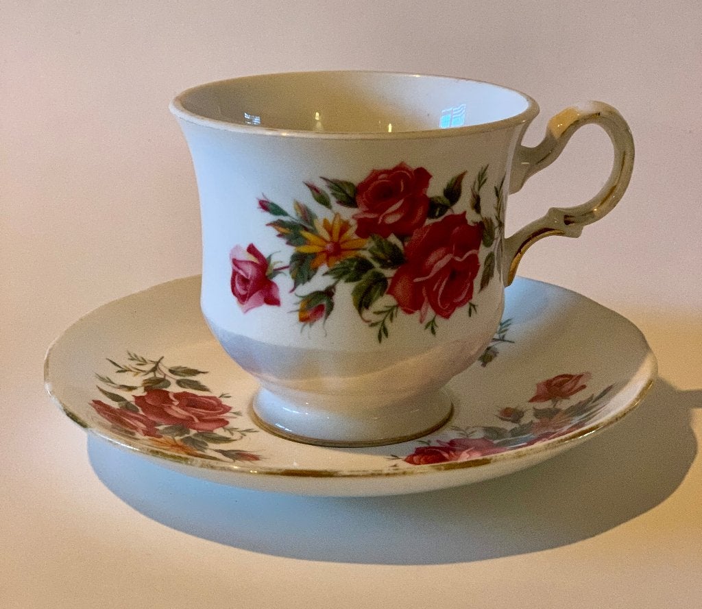Vintage Queen Anne Kop en Schotel met Rozen - koffiekopje