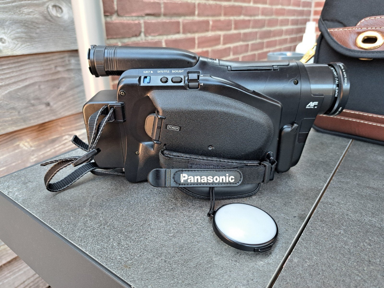 Panasonic RX10 VHS Palmcorder Camcorder met accessoires, Audio, Tv en Foto, Videocamera's Analoog, Ophalen of Verzenden