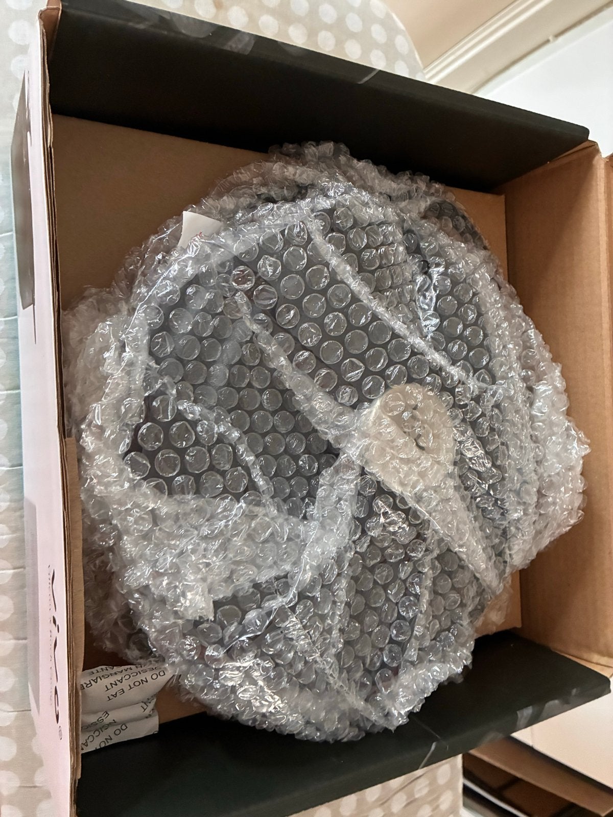 Nieuwe Vivo Gietijzeren Stoofpan Rond 24 cm, Ophalen, Met deksel, Nieuw, Overige merken