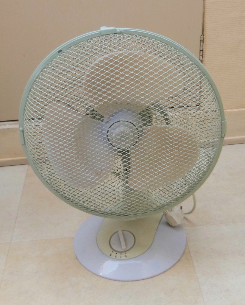 Ventilator /tafelventilator 4 standen, Witgoed en Apparatuur, Ventilatoren, Ophalen, Gebruikt, Tafelventilator