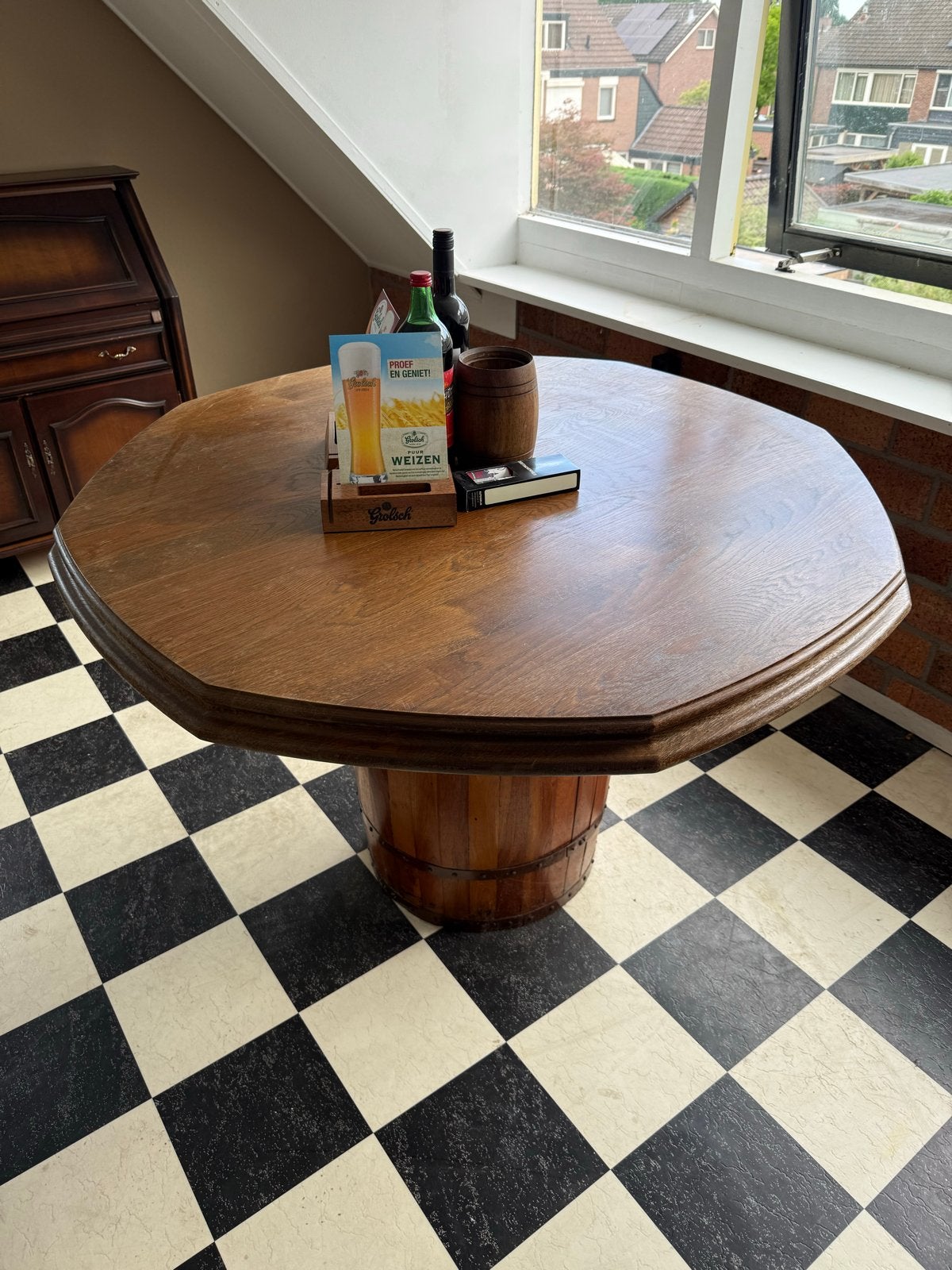 Unieke eikenhouten tafel met biervat onderstel, Antiek en Kunst, Ophalen