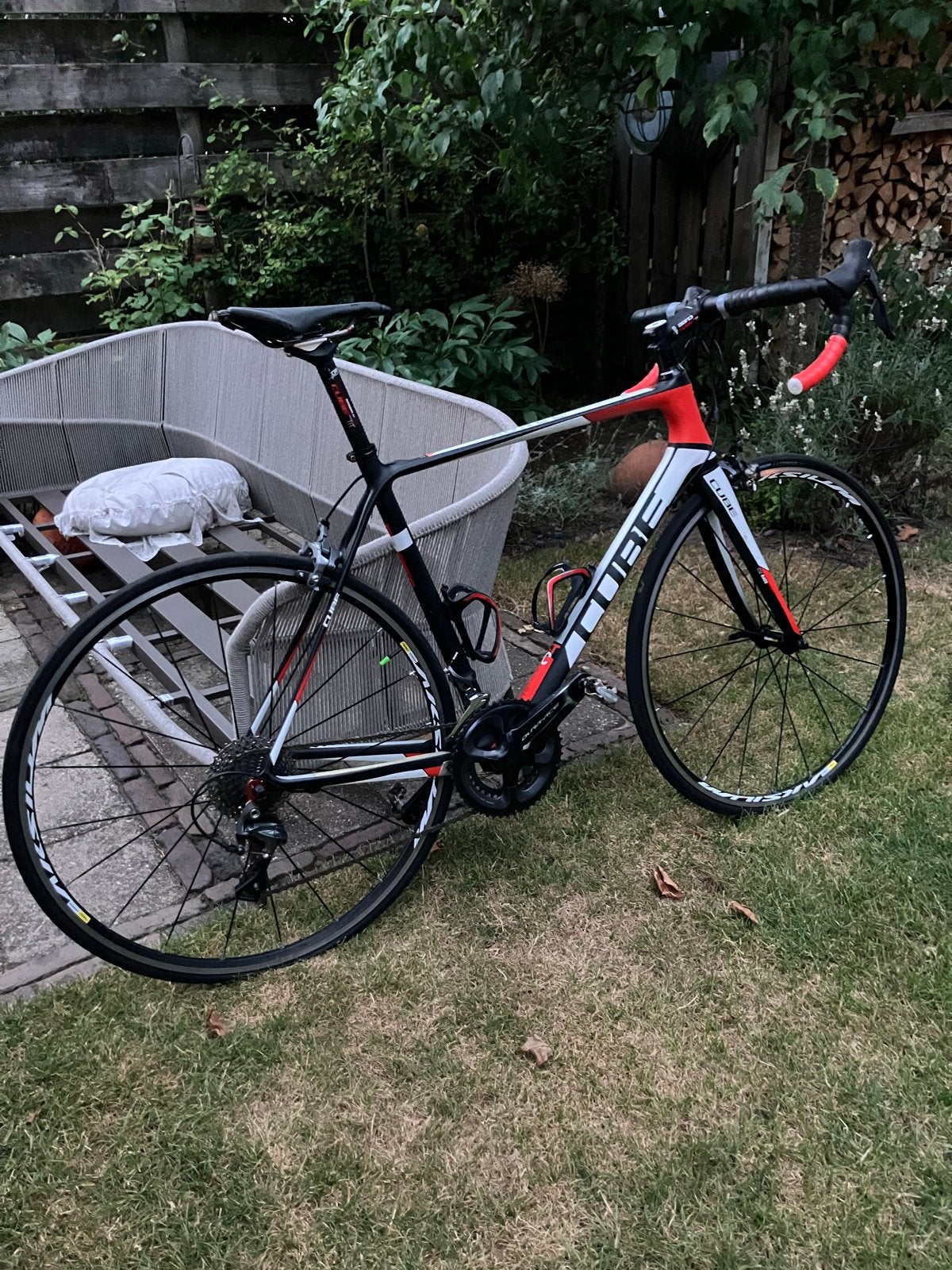 Cube racefiets, zwart/rood, carbon frame maat L, Fietsen en Brommers, Overige merken, 28 inch, Carbon, Ophalen of Verzenden