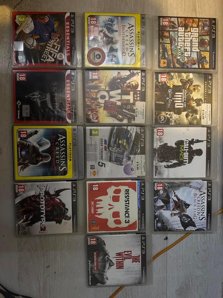 PS3 Spellen: FIFA Street, Skyrim, Assassin's Creed, GTA V en, Ophalen, Gebruikt, Vanaf 18 jaar, Overige genres