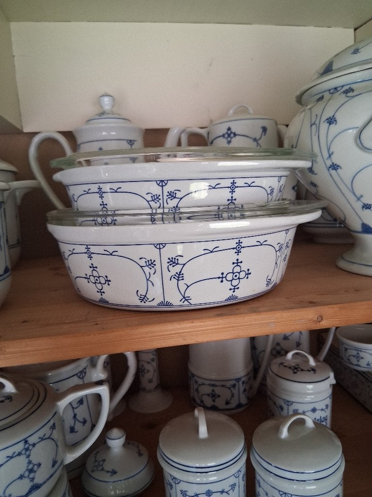 saks ovenschaal met glazen deksel blauw saks Jager, Huis en Inrichting, Keuken | Servies, Ophalen of Verzenden, Gebruikt, Overige stijlen