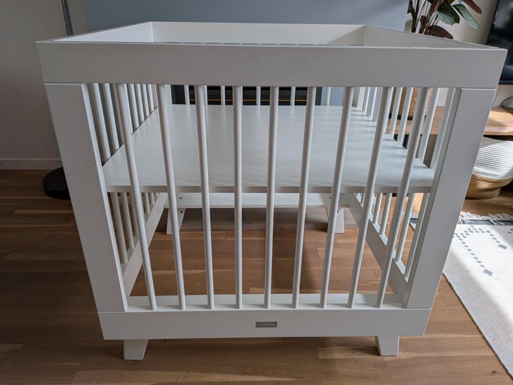 Baby box 85x85 incl. boxmatras en boxkleed, Kinderen en Baby's, Boxen, Ophalen, Gebruikt, Vierkant, In hoogte verstelbaar