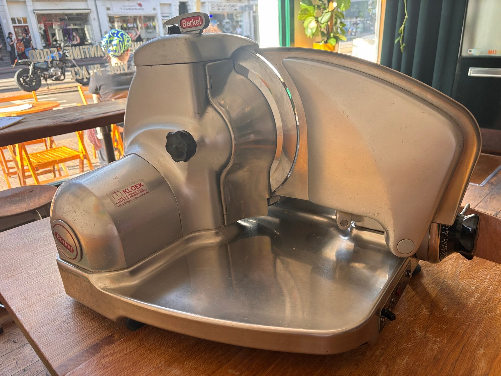 Profesioneel Berkel Snijmachine Model 834, Ophalen, Gebruikt