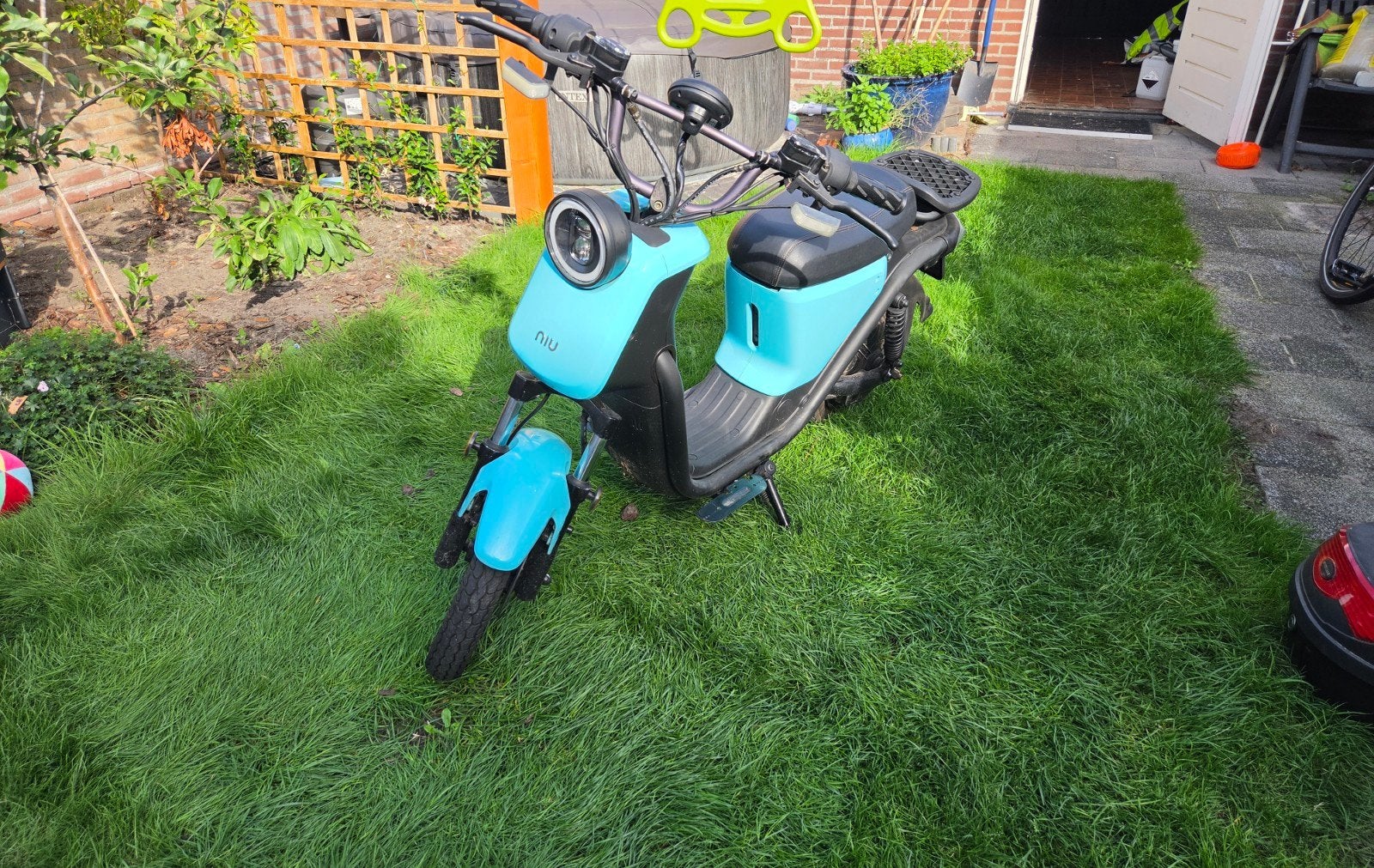 Niu elektrische scooter uit 2019 - Ideaal voor woon-werk, Ophalen, Gebruikt, Elektrisch
