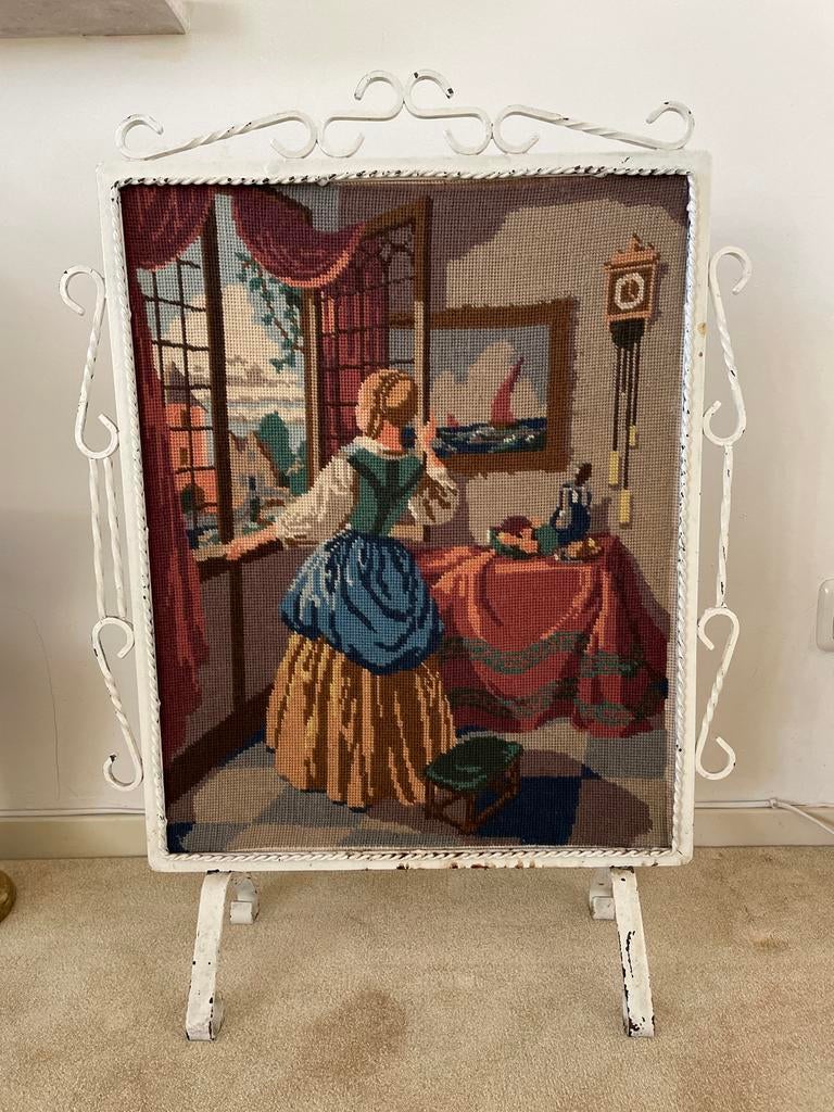 Geborduurd werk in sierlijke gietijzeren lijst, Antiek en Kunst, Ophalen