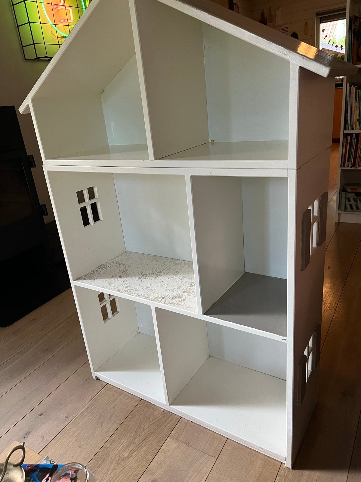 Groot wit houten barbie poppenhuis met 3 verdiepingen, Kinderen en Baby's, Ophalen, Gebruikt, Poppenhuis