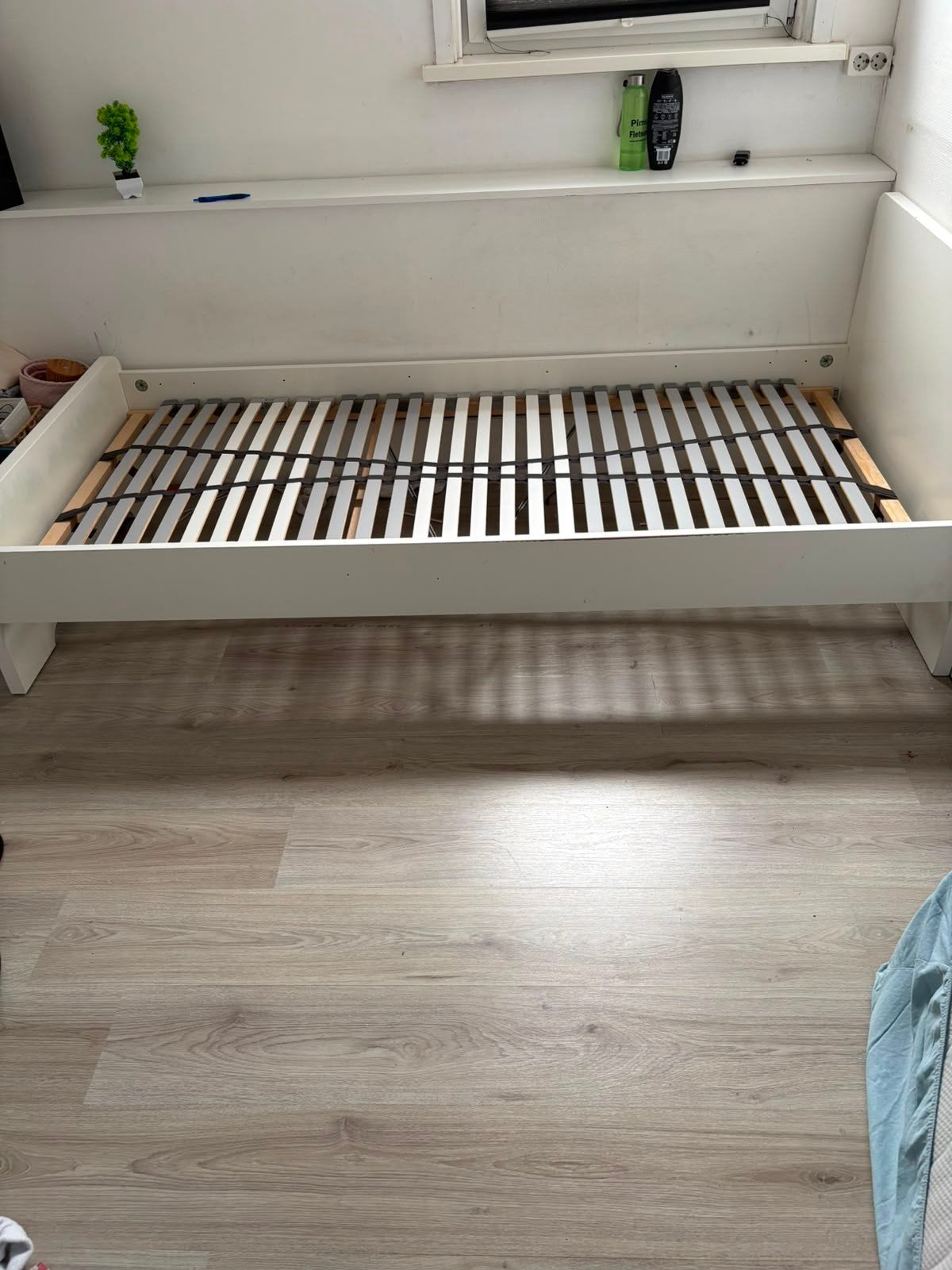 1 persoonsbed met latten bodem met marras, Ophalen, Gebruikt, 90 cm, Eenpersoons