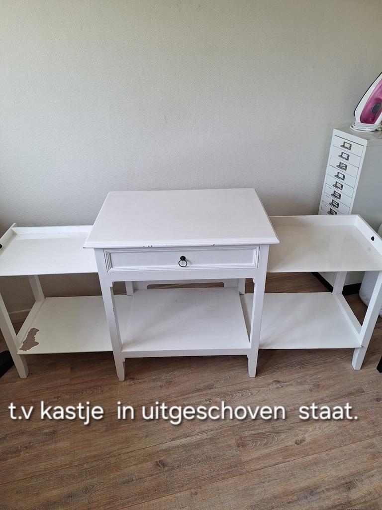 Uitschuifbaar kastje - TV meubel - Opknapper, Ophalen, Gebruikt, 100 tot 150 cm, Minder dan 100 cm