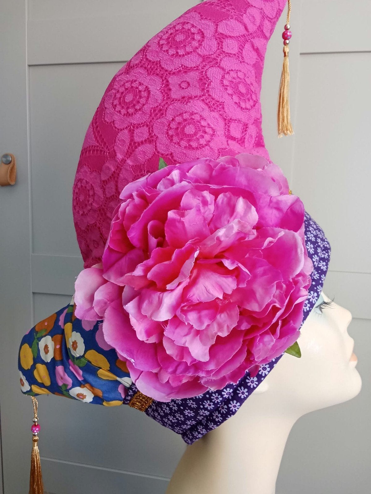 Roze bloemen steek, Ophalen of Verzenden, Nieuw, Carnaval