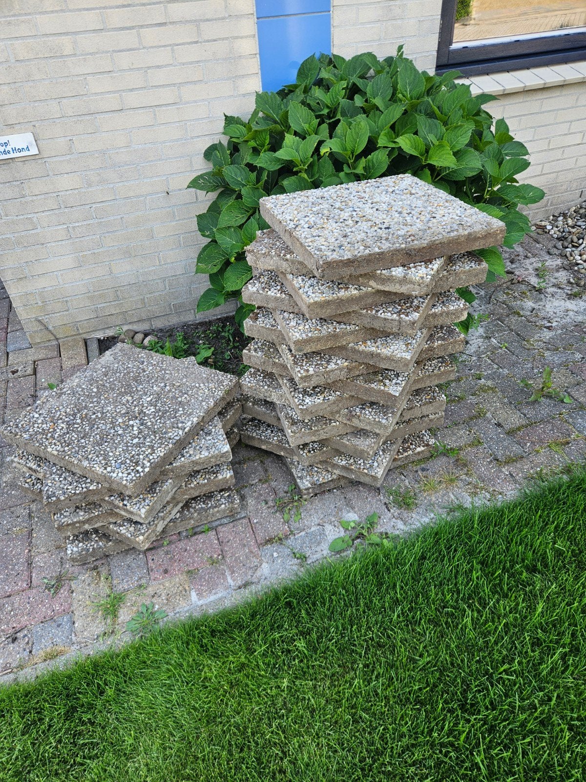 GRATIS Grindtegels, Ophalen, Gebruikt, Beton, Terrastegels
