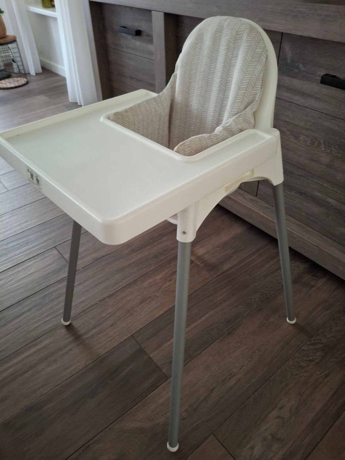 Ikea kinderstoel met verkleinkussen, Ophalen, Gebruikt, Overige typen, Afneembaar eetblad