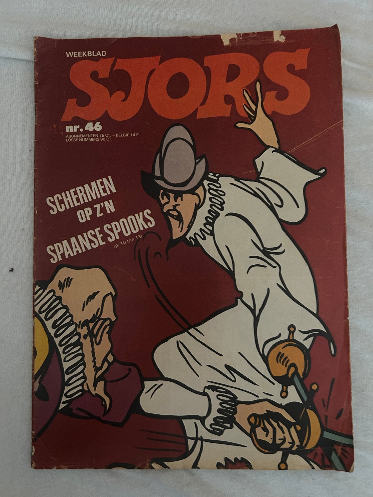 2 Sjors weekbladen met Suske en Wiske Het Spaanse Spook, Meerdere stripboeken, Ophalen, Gelezen