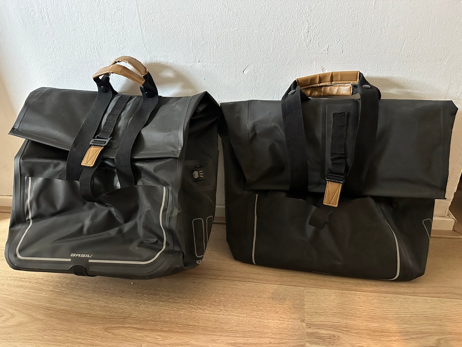 Set van 2 losse Basil fietstassen / fietsshoppers waterdicht, Ophalen, Gebruikt