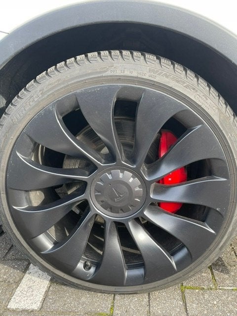 Foto 6 van Tesla Model Y Performance AWD 2024 534 pk btw-auto