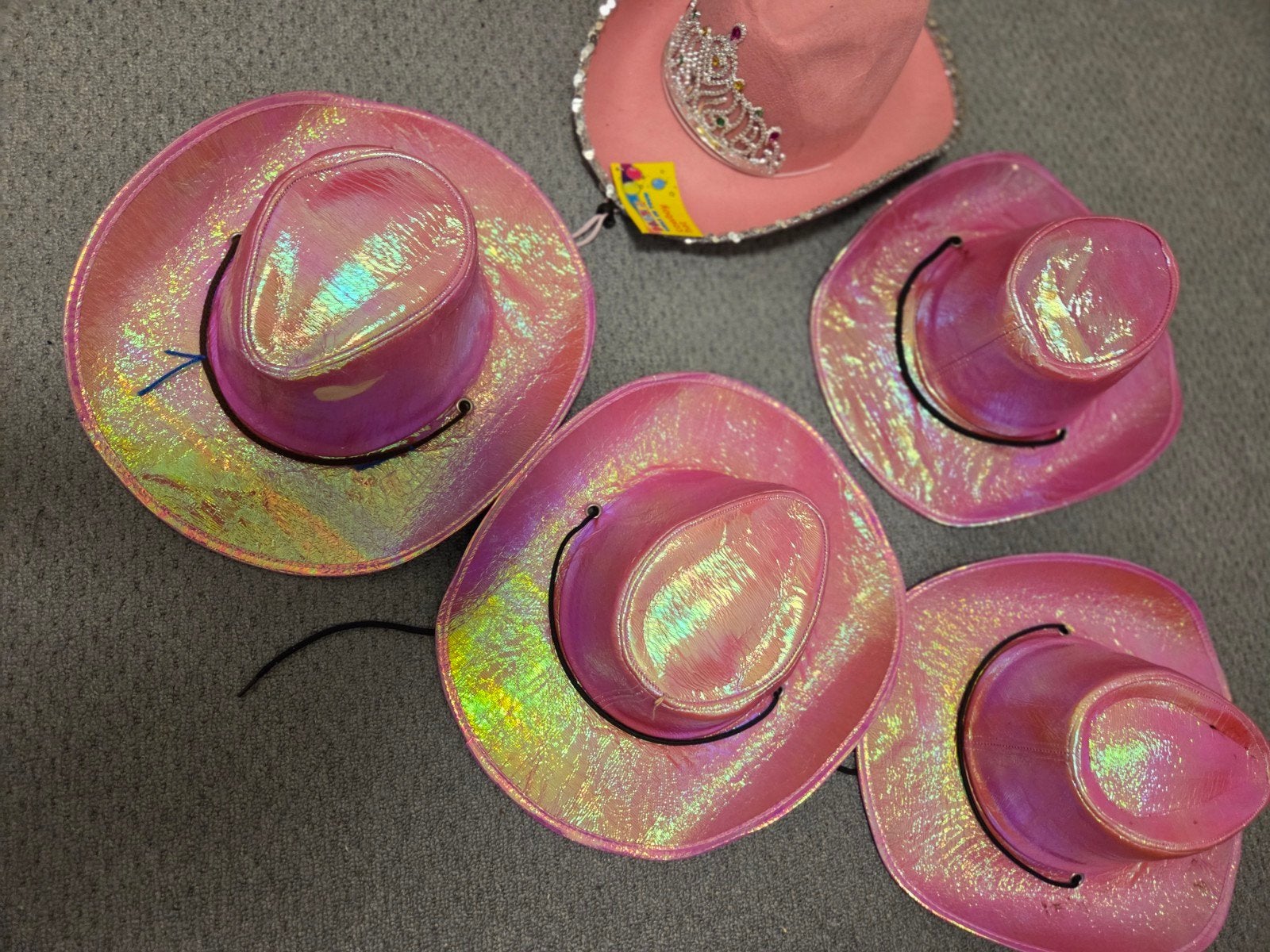 5 dameshoeden rose ,,,glitter party??, Ophalen of Verzenden, Gedragen, Carnaval, Accessoires
