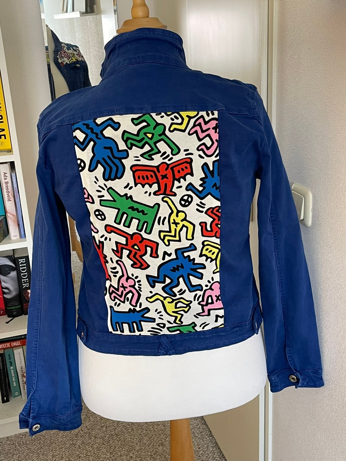 Sale: Zac&Zoe spijkerjasge met Keith Haring tricot maat 44, Kleding | Dames, Jassen | Zomer, Blauw, Maat 42/44 (L), Ophalen of Verzenden
