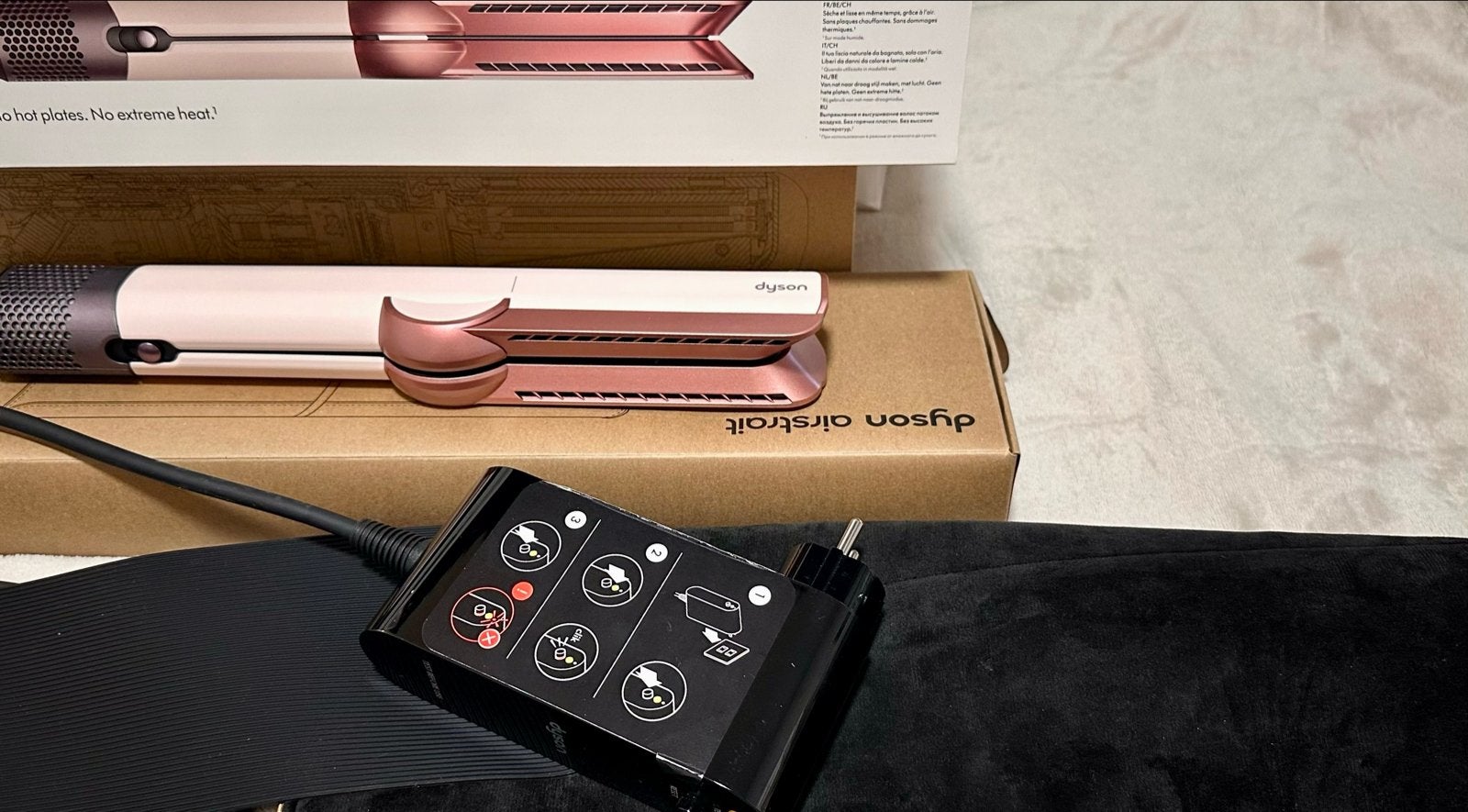 Dyson Airstrait - Zo goed als nieuw, met garantie!, Ophalen of Verzenden, Zo goed als nieuw, Haarverzorging