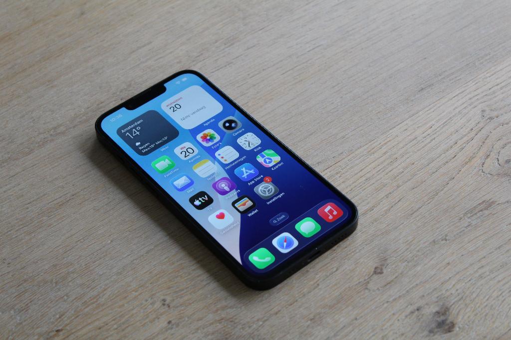 Apple iPhone 16e - 128GB - Zwart | Batt 100% | Garantie, Apple, Zwart, Ophalen of Verzenden, Zo goed als nieuw