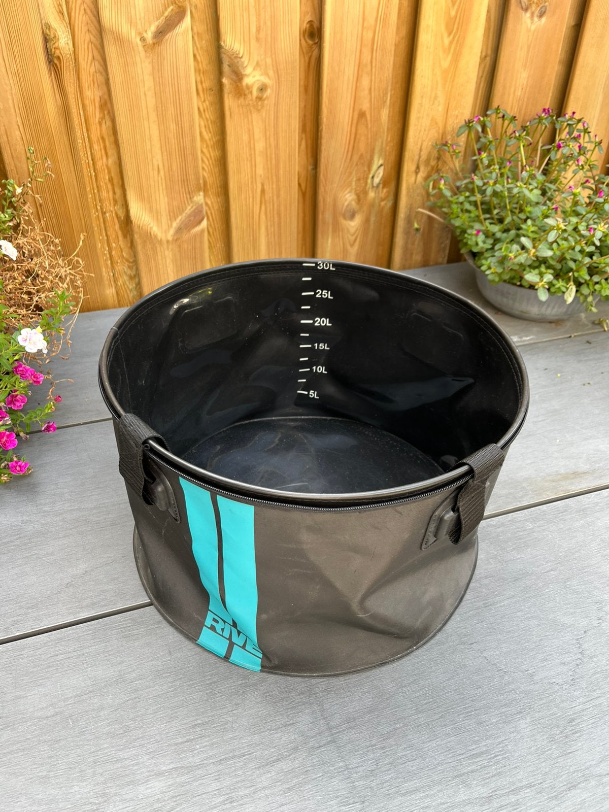 Nieuwe Rive Round EVA Bait Bowl 30 liter, Ophalen of Verzenden, Nieuw, Koffer of Tas
