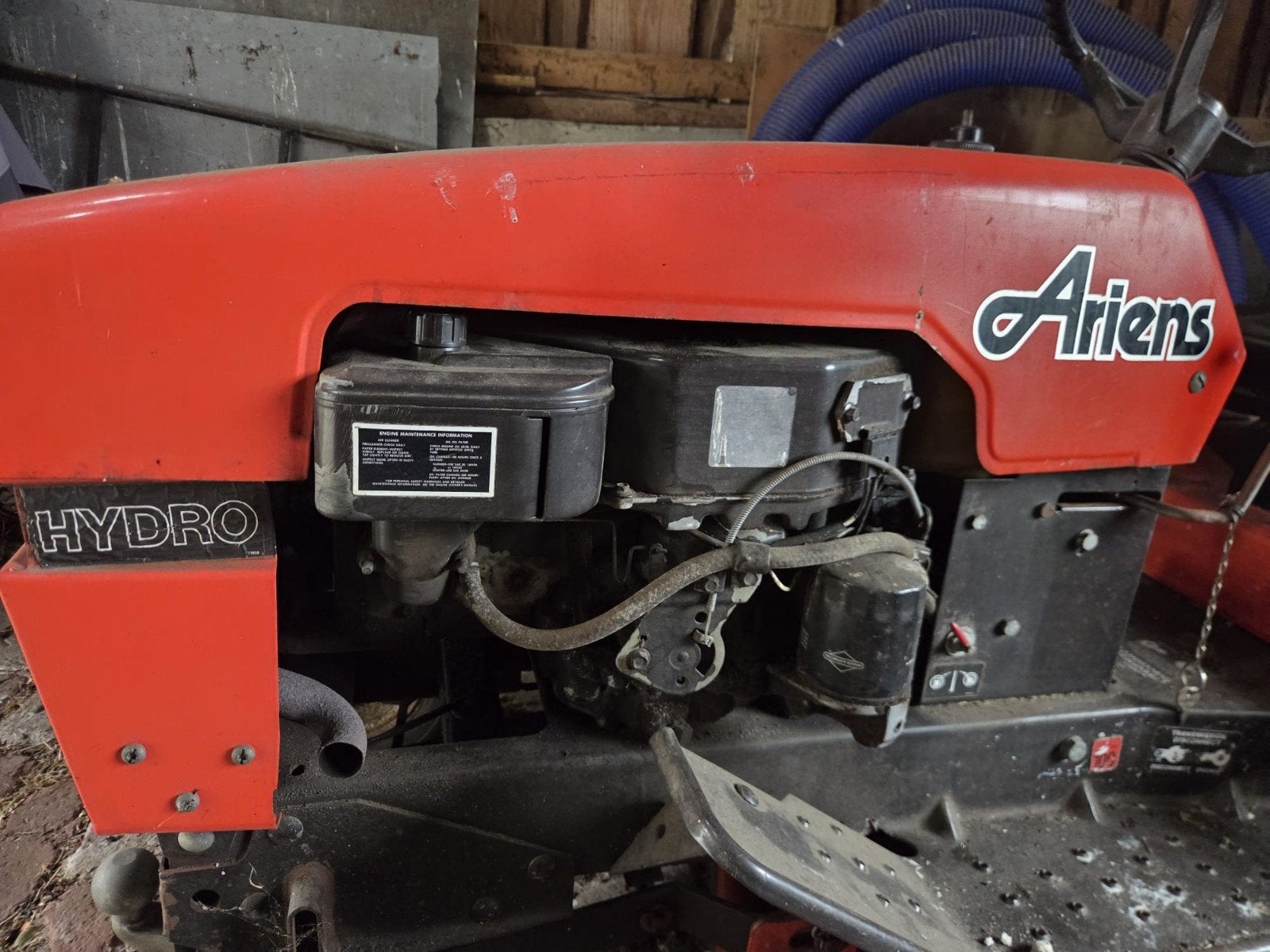 Foto 2 van ariens zitmaaier.