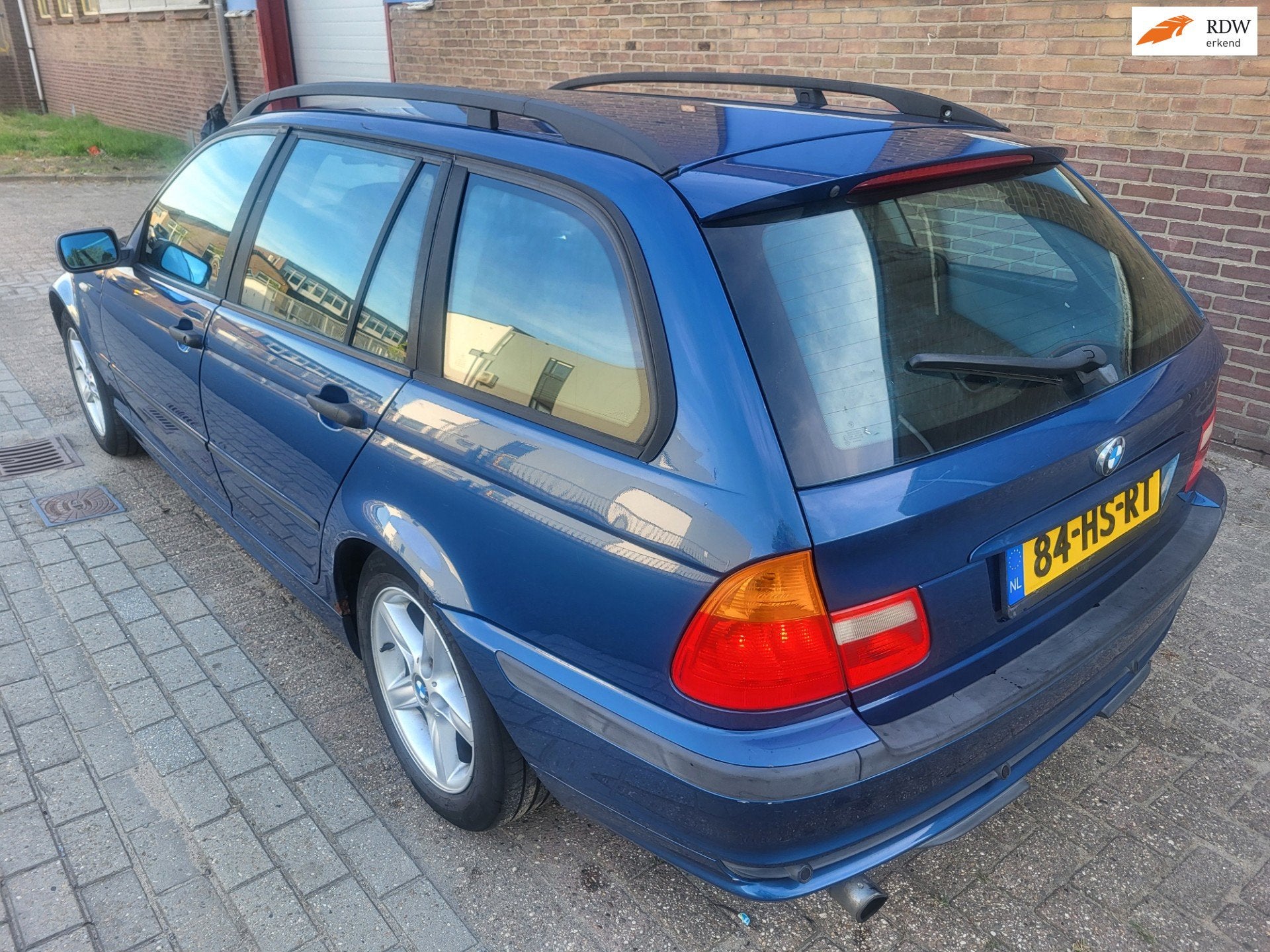 BMW 3-serie Touring 318i APK 5-2-2027 Executive, Auto's, BMW, Blauw, Handgeschakeld, Onderhoudsboekje, 84 €/maand