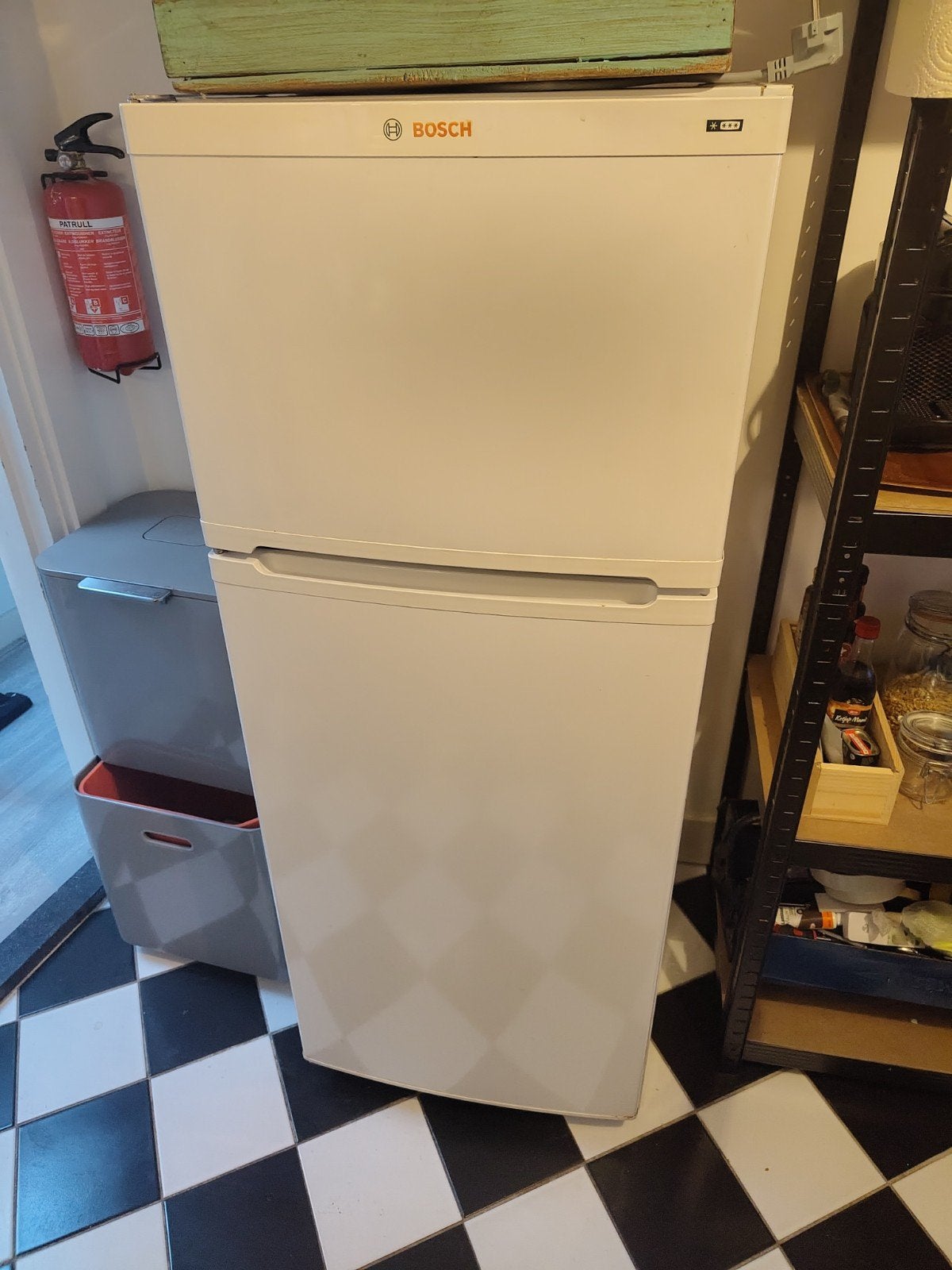 Bosch koelkast met ruim vriesvak - Wit, Ophalen, 150 tot 200 liter, Gebruikt, 140 tot 160 cm