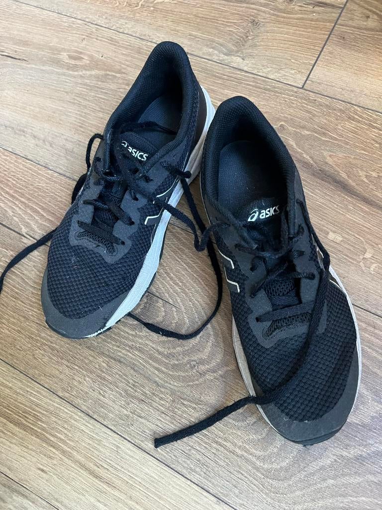ASICS GT-1000 12 hardloopschoenen - Gebruikt, Ophalen of Verzenden, Gedragen, Zwart, Hardlopen of Fietsen