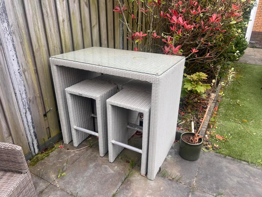 Bar tuin set met 4 krukken., Ophalen of Verzenden, Gebruikt, Kunststof
