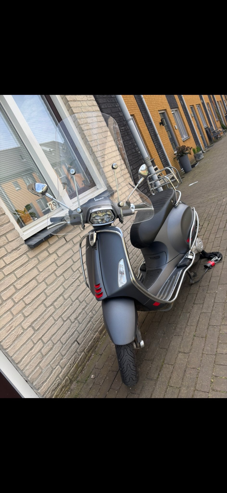 Vespa Sprint 50cc Matgrijs -2021 Zo goed als nieuw, Fietsen en Brommers, Scooters | Vespa, Zo goed als nieuw, Overige modellen