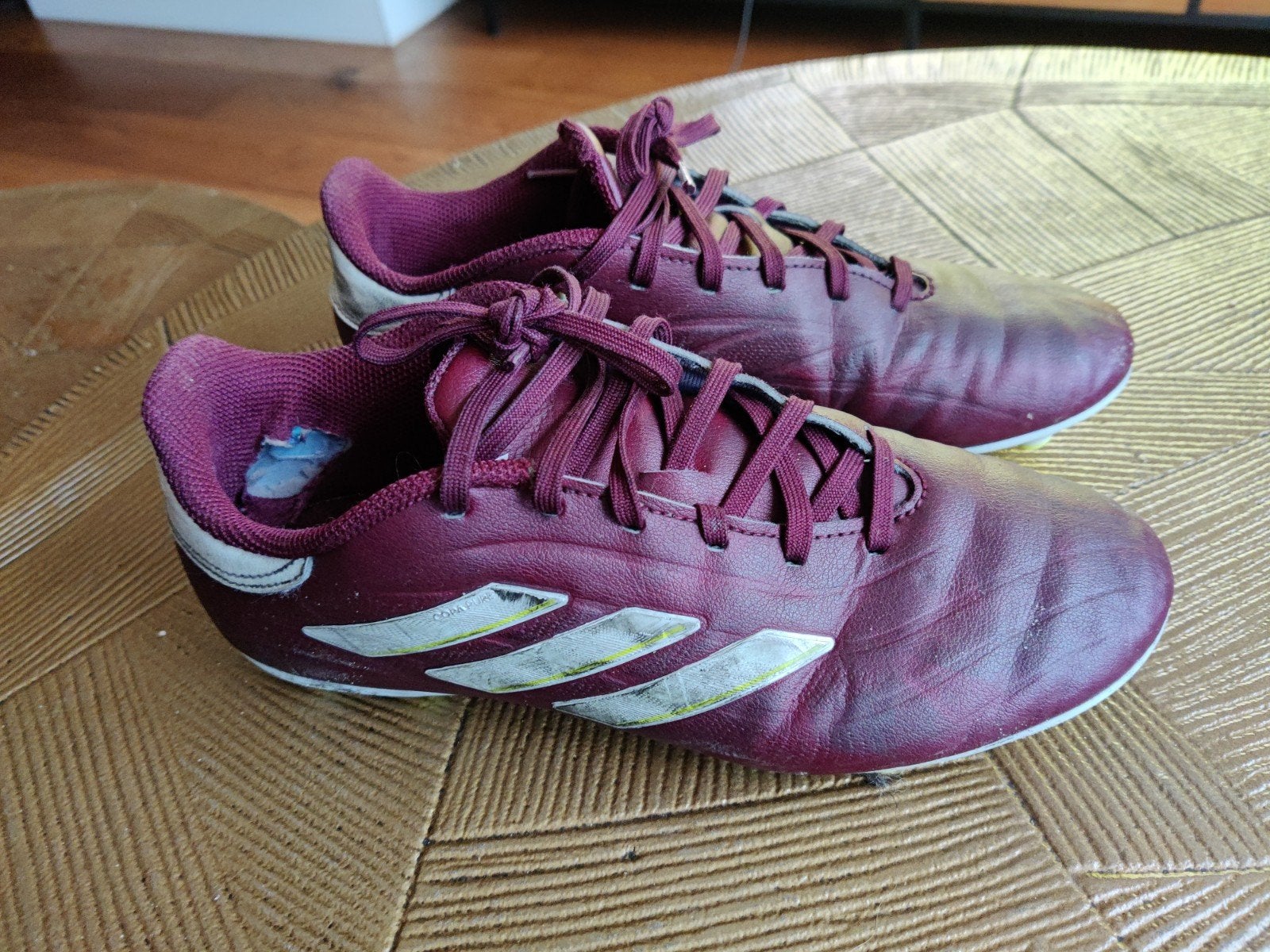 Adidas Copa Pure voetbalschoenen maat 39 2/3 bordeaux, Maat XS of kleiner, Ophalen of Verzenden, Gebruikt, Schoenen