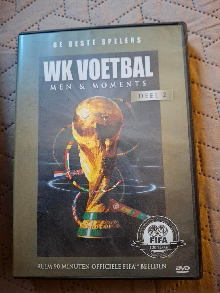 WK Voetbal: Men & Moments Deel 2 - De Beste Spelers, Cd's en Dvd's, Dvd's | Sport en Fitness, Voetbal, Gebruikt, Alle leeftijden
