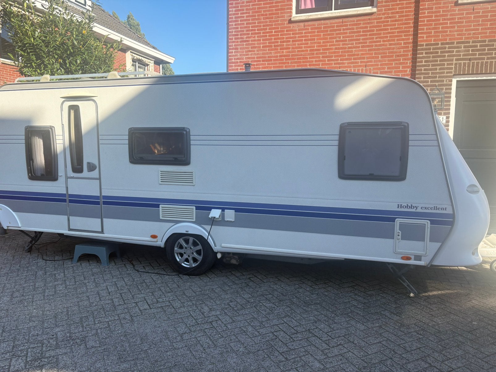 Hobby 560 Kmfe 2007 Ruime gezinscaravan met mover/stapelbed, Caravans en Kamperen, Queensbed, Rondzit, Hobby, Particulier