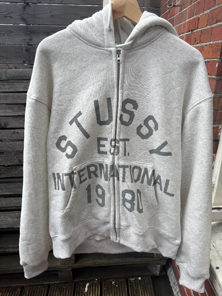 Stussy Zipper / Sweater, Kleding | Heren, Truien en Vesten, Stussy, Ophalen of Verzenden, Grijs, Maat 56/58 (XL)