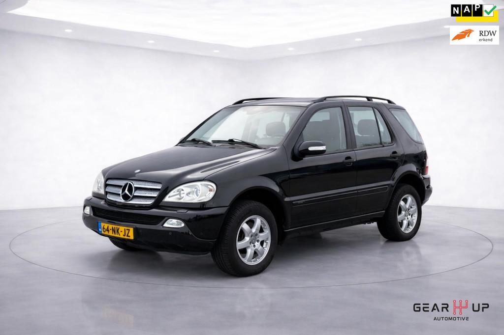Mercedes-Benz M-klasse 350 CRUISE|SCHUIFD|LEER|CLIMA|TREKHAA, Auto's, Automaat, Gebruikt, 138 €/maand, Zwart