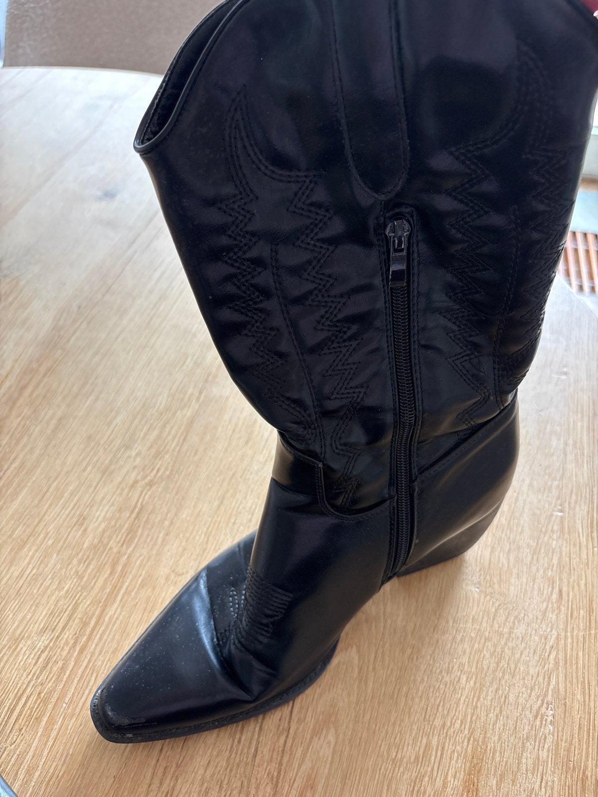 Zwarte Cowboy Laarzen maat 40, Kleding | Dames, Schoenen, Gedragen, Hoge laarzen, Zwart, Ophalen