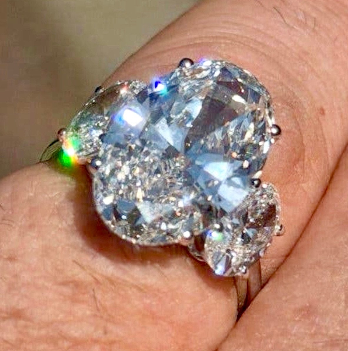 Witgouden ring met VS1 diamant van 9.05ct!! met certificaat, Ophalen, Nieuw, 17 tot 18, Met edelsteen